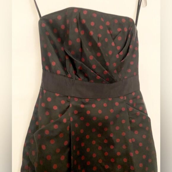 White House Black Market Strapless Elegant Black and Red Polka Dot Dress Size 2 - Picture 5 of 15